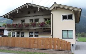 Haus Gruber Theresia